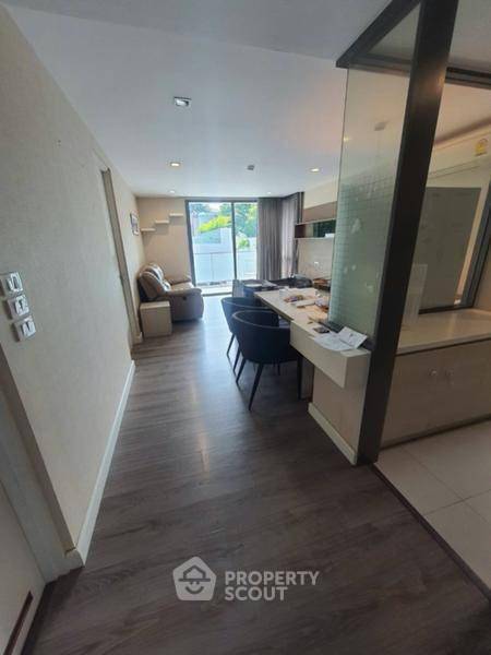 รูป คอนโด 2-ห้องนอน ที่ เดอะ รูม สุขุมวิท 40 ใกล้ BTS ทองหล่อ (ID 2918590) - รูปที่ 2/7