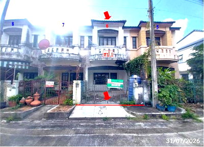 Townhouses for sale Mee Chok Plaza  : TOWN HOUSE 18 Sq.w. San Sai Chiang Mai for 1M