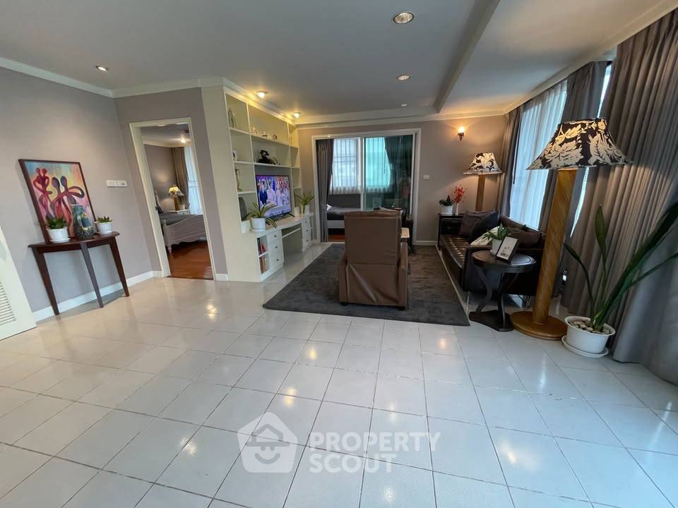 รูป 2 ห้องนอน ขนาด 142 ตร.ม. Supalai Place Sukhumvit 39 ใกล้ BTS พร้อมพงษ์ (ID 3135693) - รูปที่ 2/48