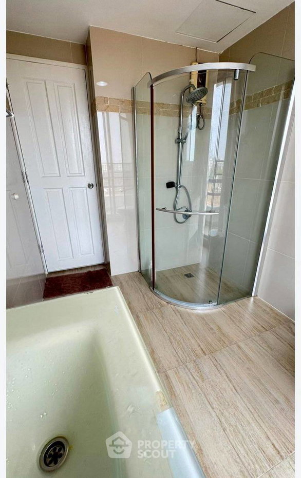 picture 2-BR Condo at Rama Harbour View Condominium in Surasak (ID 3089366) - 10/11