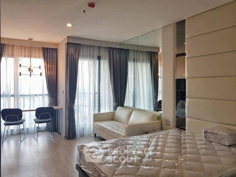 รูป ใกล้ BTS อนุสาวรีย์ชัยฯ 100 เมตร | คอนโด 1 ห้องนอน ชั้น 16 Rhythm Rangnam (ID 2835974) - รูปที่ 1/5