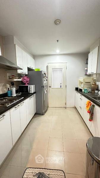 picture 3-BR Condo at Baan Siri 24 near BTS Phrom Phong (ID 2918258) - 2/8