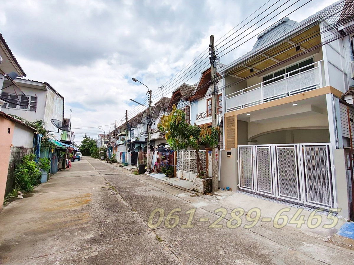 รูป DE. เพียง 1,690,000 บาท เท่านั้น บ้านสวย 3 ห้องนอน มีระเบียงหน้าบ้าน #หมู่บ้านมนวดี ถนนวัดลาดปลาดุก บางบัวทอง ใกล้เซ็นทรัล เวสเกต - รูปที่ 3/27