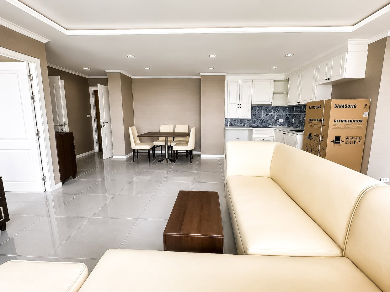 picture 2 Bed Condo for Sale The Orient Resort & Spa Pattaya Pool View - 2/10