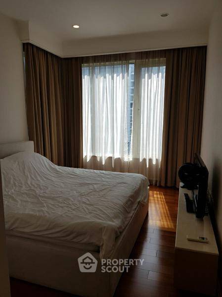 picture 300m To BTS Ratchadamri: 3-BR Condo At Q Langsuan (ID 2834765) - 1/6