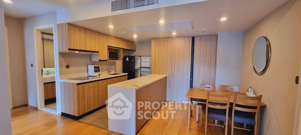 รูป ห่าง BTS ชิดลม เพียง 200 ม. | 2 ห้องนอน Na Vara Residence (ID 2121146) - รูปที่ 4/36
