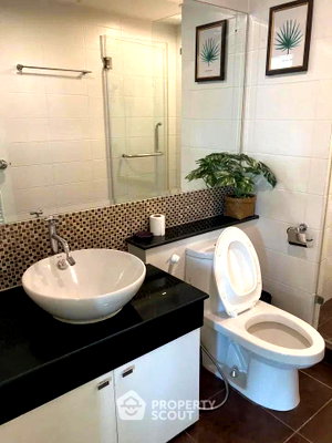 คอนโดให้เช่า : คอนโด 1 ห้องนอน The Aree Condominium ห่าง BTS อารีย์ 400 ม. (ID 2884194)