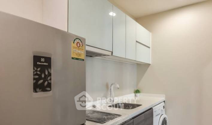 picture 200m To BTS Saint Louis | 1-BR Centric Sathorn-St. Louis (ID 3165287) - 2/7