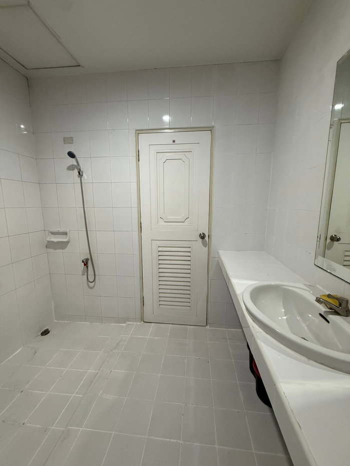 picture Near Suvannabhumi Airport Home Office for rent - 18/19