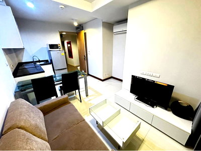 คอนโดให้เช่า : Le Cote Thonglor 8 (เลอ โคเต้ ทองหล่อ 8) (1bed1bath 33sqm)