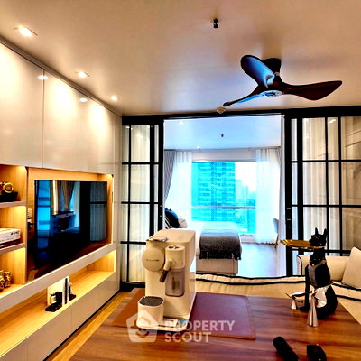 Condos for sale : 22nd-Floor 1-BR Sukhumvit Suite For Sale By BTS Nana (ID 2514563)