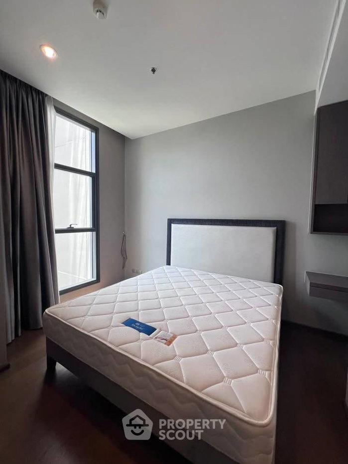 picture Just 90m To BTS Surasak | 1-BR The Diplomat Sathorn (ID 3123075) - 3/5
