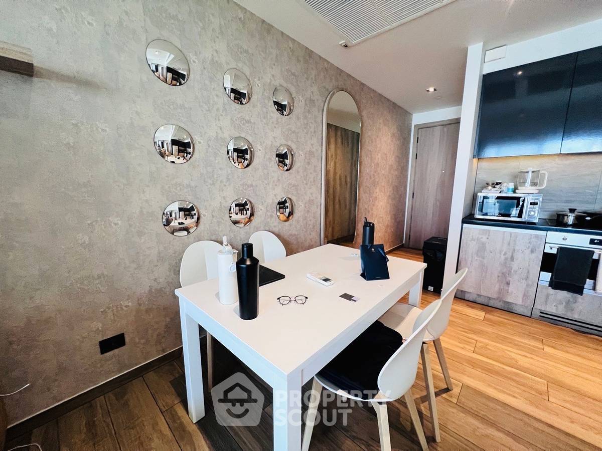 รูป คอนโด 2 ห้องนอน The Lofts Asoke ใกล้ MRT เพชรบุรี 300 ม. (ID 2059947) - รูปที่ 6/7