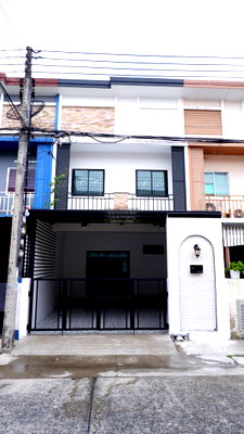 Townhouses for sale Pathumthani : For Sale Townhouse/Townhome  , The First Home Wongwaen - Lamlukka , Khu Khot , Lam Luk Ka , Pathum Thani , CX-174073 ✅ Live chat with us ADD LINE @connexproperty ✅