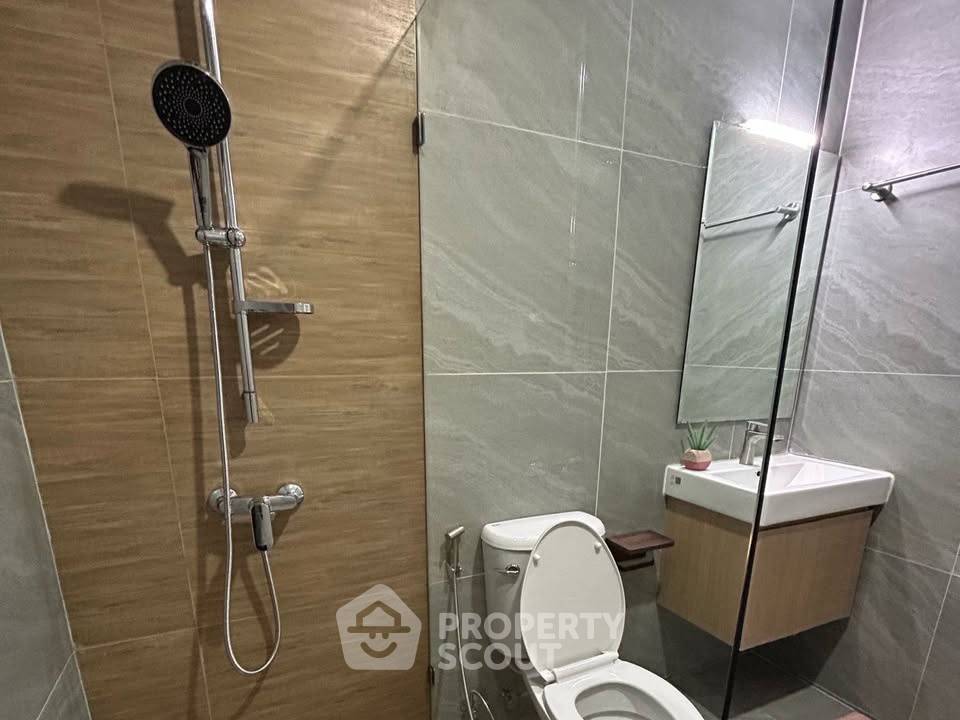 picture 100m To MRT Queen Sirikit | 2-BR Condo, Monterey Place Sukhumvit 16 (ID 2545976) - 10/11