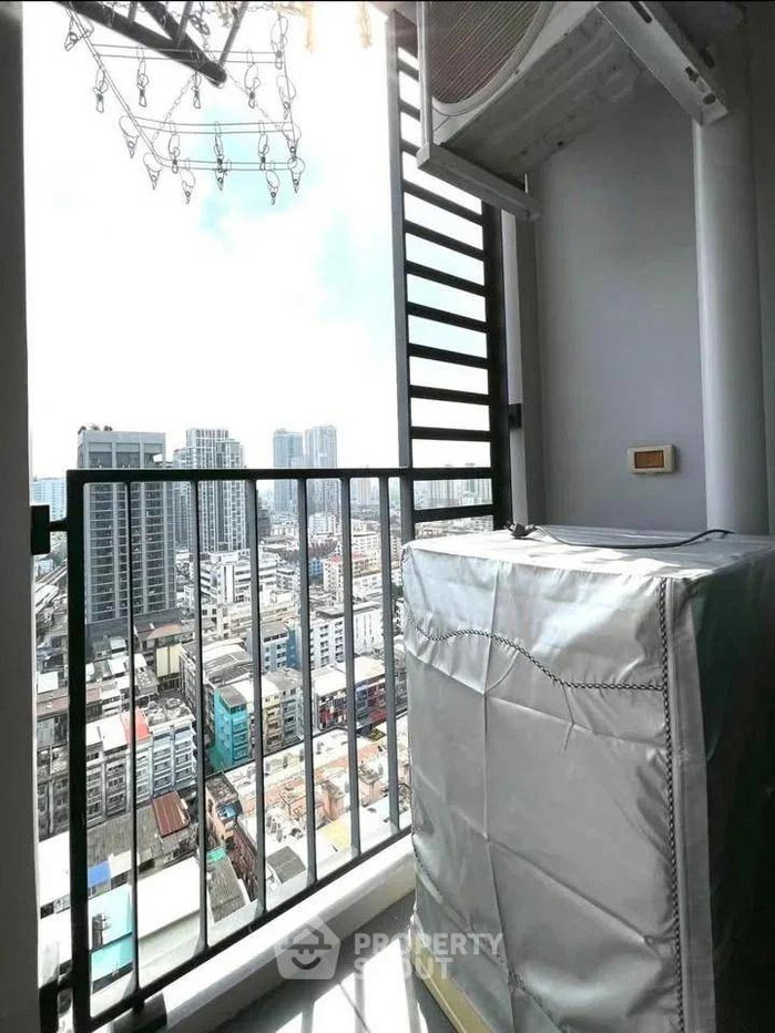 picture 200m To BTS Saphan Khwai | 1-BR Ideo Phaholyothin Chatuchak (ID 2884838) - 5/8