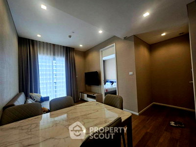 คอนโดให้เช่า : คอนโด 1 ห้องนอน ชั้น 32 The Saint Residences ห่าง MRT พหลโยธิน 100 เมตร (ID 3105067)