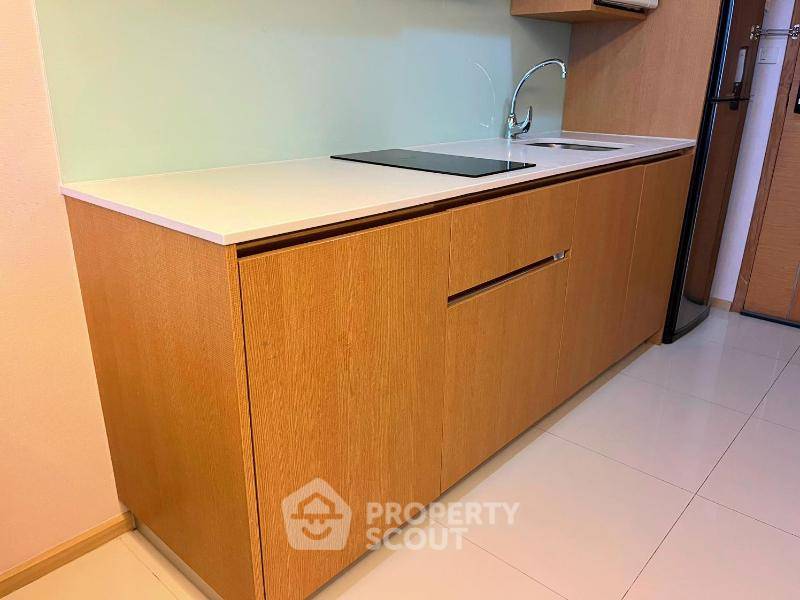 รูป คอนโด 1 ห้องนอนให้เช่า Socio Ruamrudee ใกล้ BTS นานา (ID 2836088) - รูปที่ 3/8