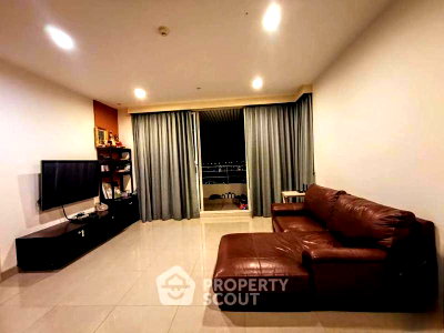 Condos for sale : 15th-Floor 2-BR Watermark Chaophraya For Sale Near BTS Krung Thon Buri (ID 2918595)