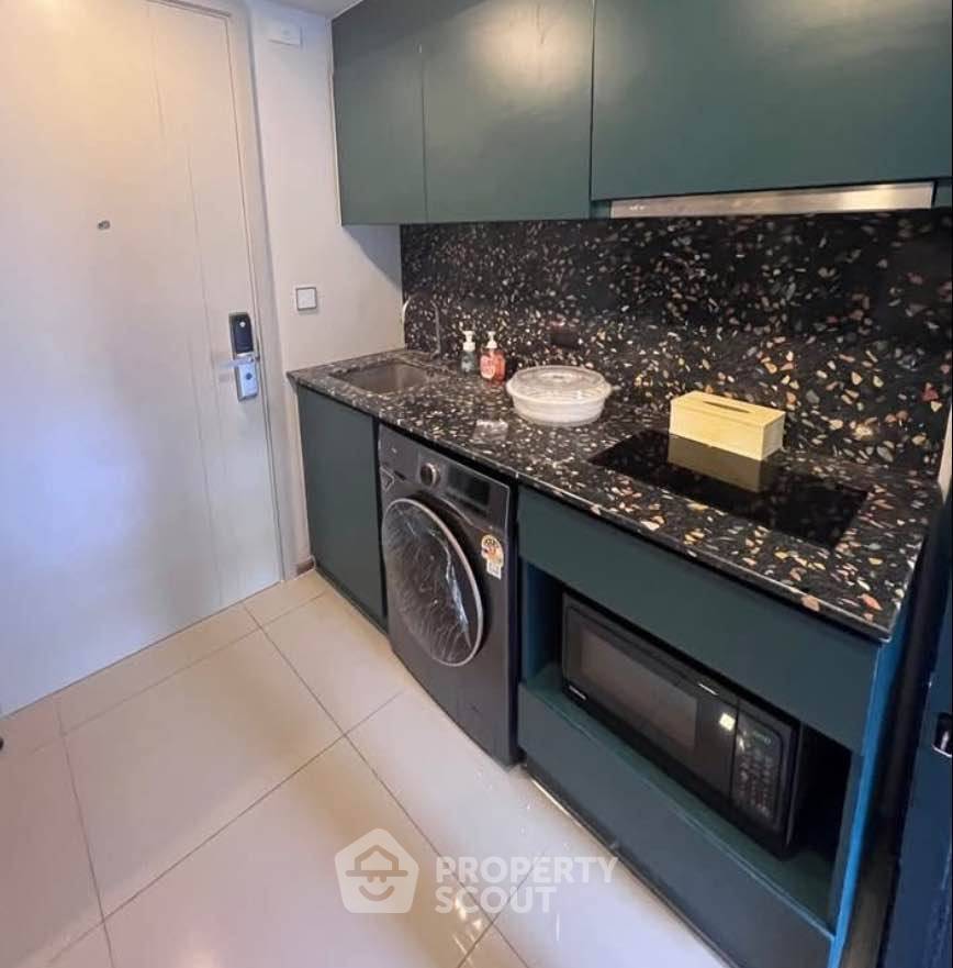 picture 1-BR Condo At The Base Sukhumvit 50 Near BTS On Nut (ID 2889237) - 3/4