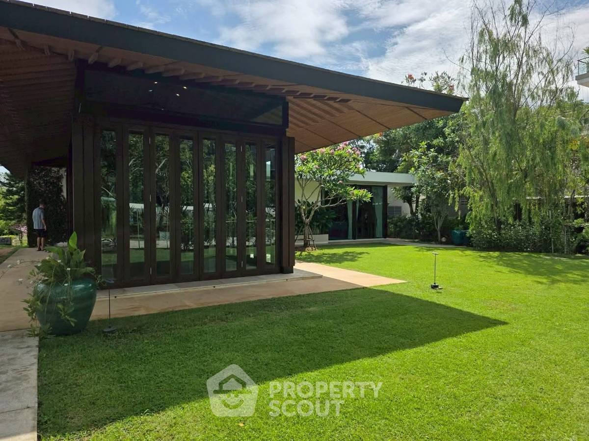 picture 380 Sqm 2-BR Pet-Friendly Condo At Sunplay Bangsaray (ID 2106233) - 25/31