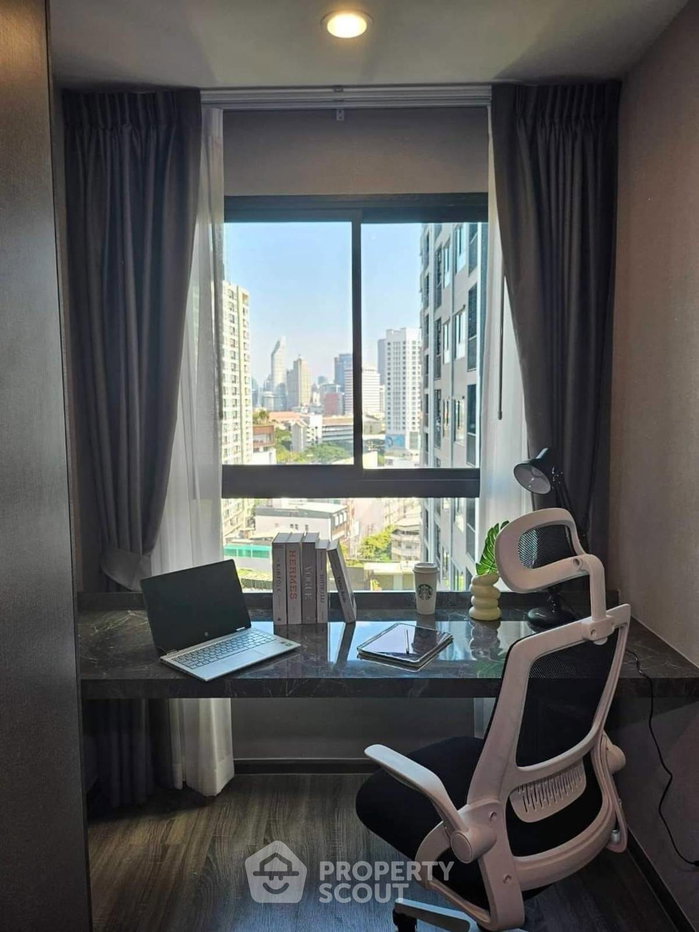 picture 15th-Floor 1-BR Condo At Ideo Chula Samyan Near MRT Sam Yan (ID 3305814) - 2/12