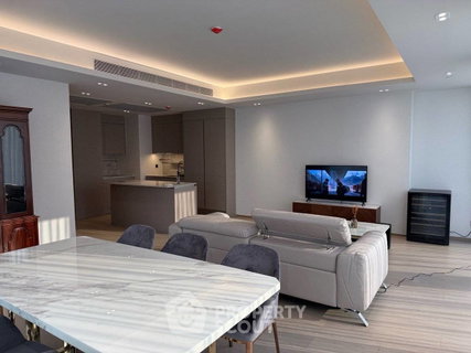 รูปภาพ 2-BR Condo at Tonson One Residence near BTS Chit Lom (ID 2883873)