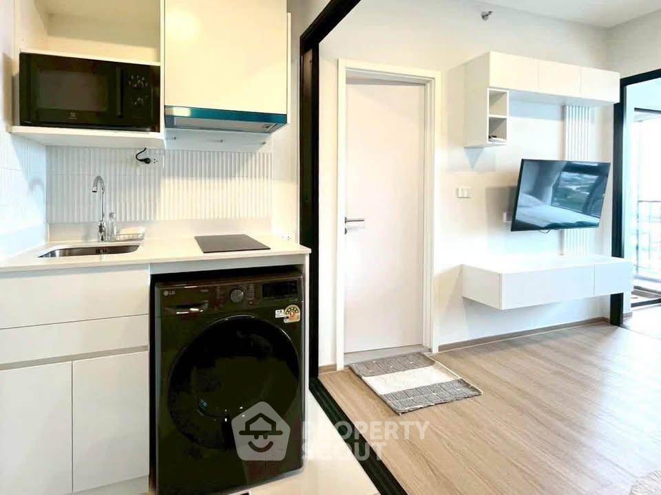 picture Studio Condo at Chapter One Spark Charan near MRT Bang Phlat (ID 3088466) - 5/11