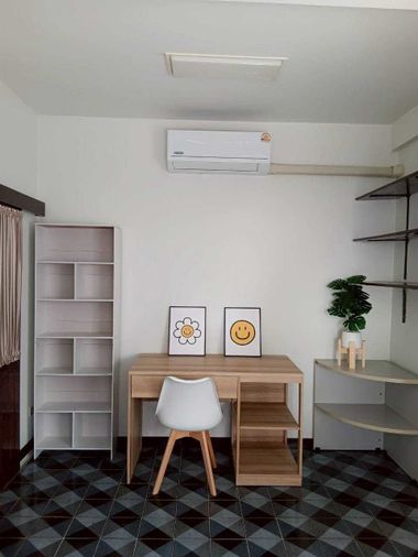 3-bed house for rent, 232 sqm, 58 sq wah, Watthana