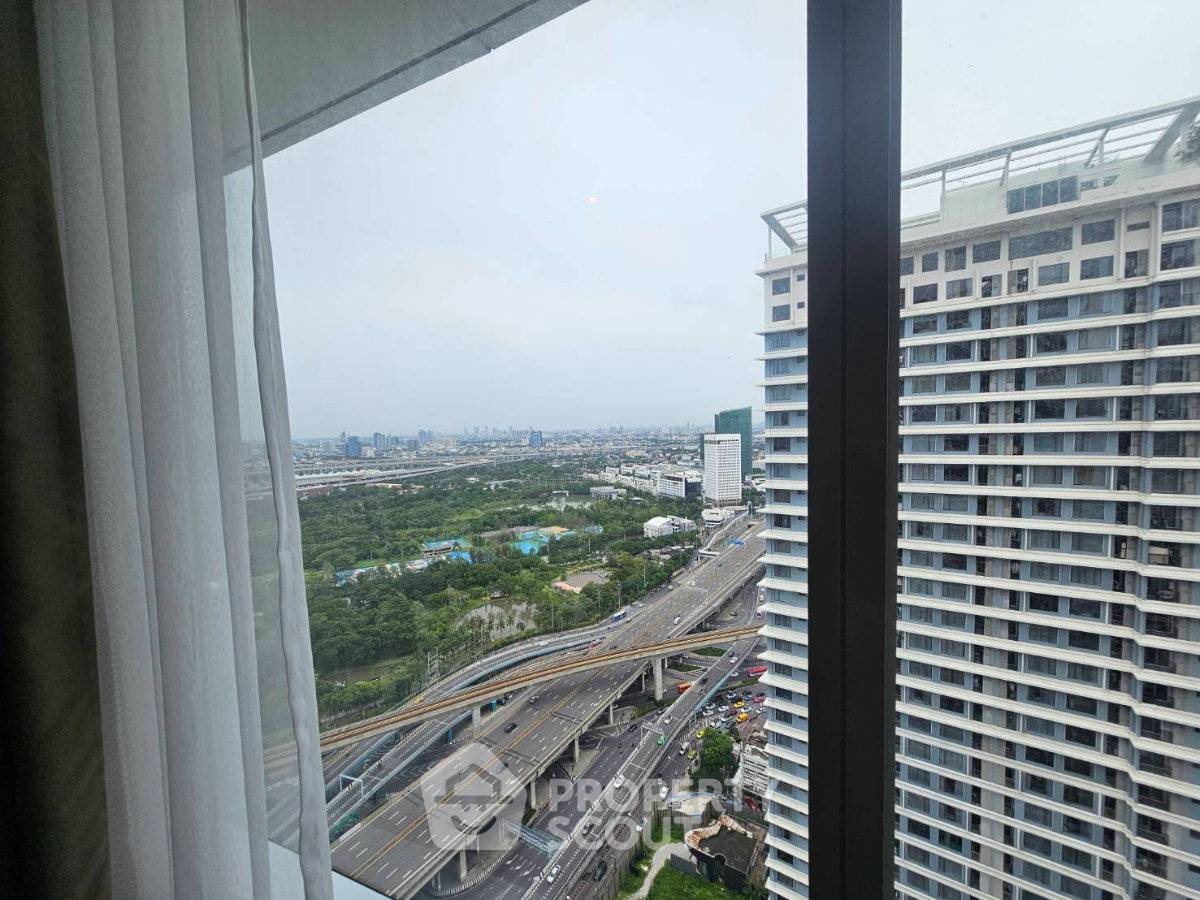 picture 36th-Floor 2-BR The Saint Residences Near MRT Phahon Yothin (ID 3257509) - 8/8