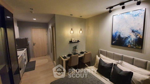 Studio Condo at Life One Wireless near BTS Phloen Chit (ID 2312089)