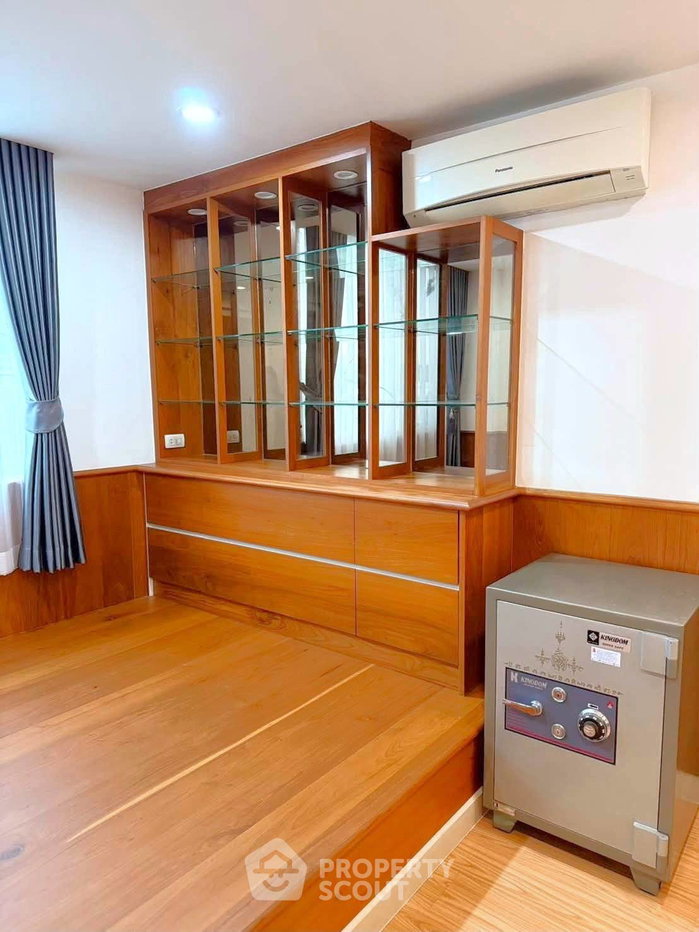 picture 2-BR Condo at Elements Srinakarin in Nong Bon (ID 3215708) - 9/12