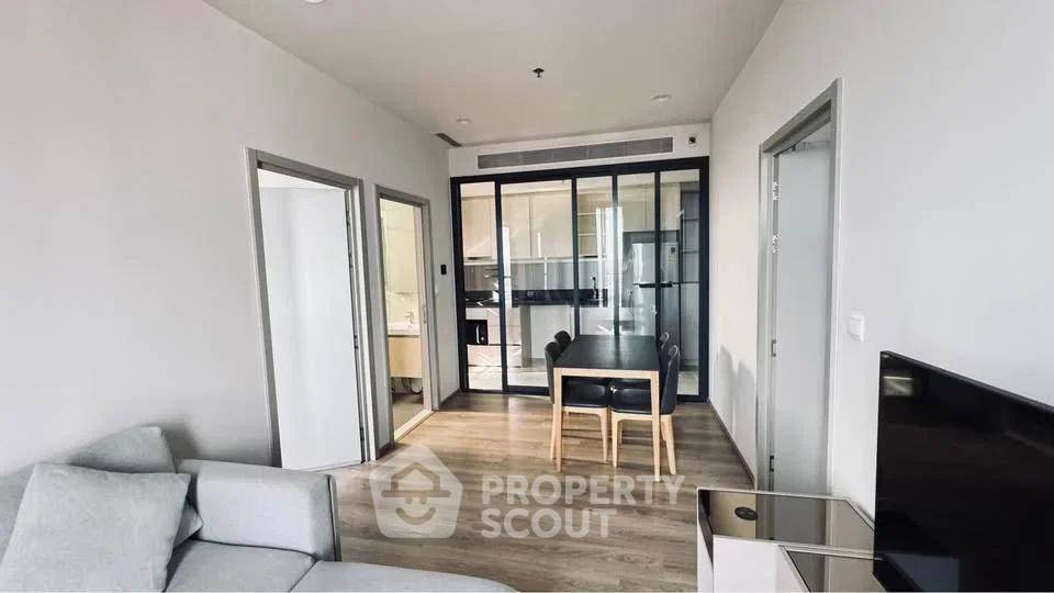 รูป คอนโด 2 ห้องนอน Oka Haus Sukhumvit 36 ใกล้ BTS ทองหล่อ (ID 2884235) - รูปที่ 3/8