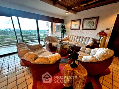 Condos for sale : 4-BR Condo at Hin Nam Sai Suay Condominium close to Hua Hin City (ID 2345164)