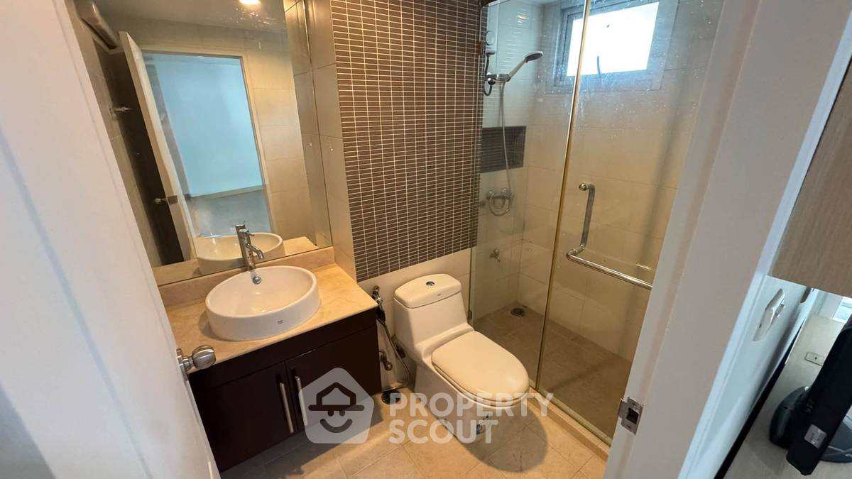 picture 1-BR Condo At The Niche Sukhumvit 49 Near MRT Phetchaburi (ID 3306953) - 6/6