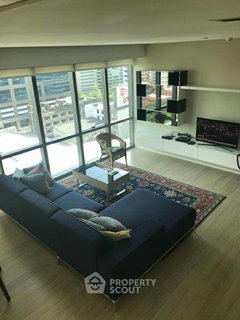 รูปภาพ คอนโด 2 ห้องนอน The Room Sukhumvit 21 ใกล้ MRT สุขุมวิท (ID 2834797)