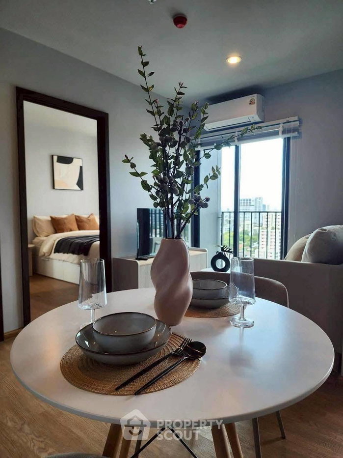 picture 100m To BTS Ari: 1-BR Nue Evo Ari, 17th-Floor Condo (ID 3306635) - 2/11