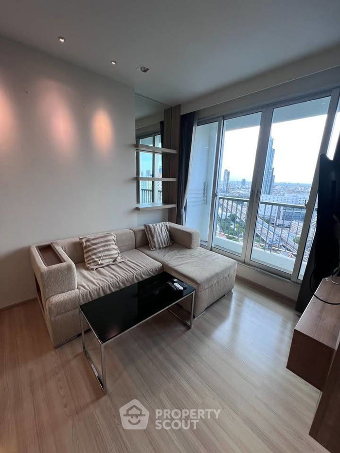 รูป คอนโด 1-ห้องนอน ที่ ริธึ่ม สาทร ใกล้ BTS สะพานตากสิน (ID 3231325) - รูปที่ 6/10