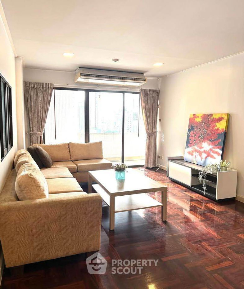 picture 3-BR At Richmond Palace Condominium Near BTS Phrom Phong (ID 2438146) - 4/8