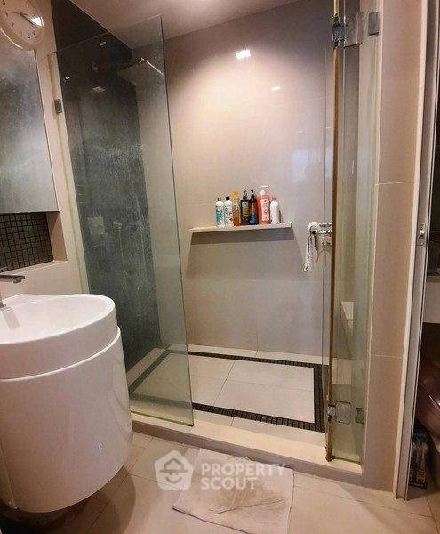 picture 1-BR Condo at Rhythm Sathorn near BTS Saphan Taksin (ID 2918333) - 5/5