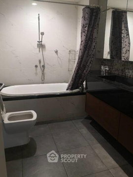2-BR 111 Sqm At The Legend Saladaeng Near MRT Silom (ID 2834887)