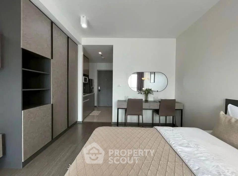 picture 200m To BTS Saphan Khwai | 1-BR Ideo Phaholyothin Chatuchak (ID 2884838) - 4/8