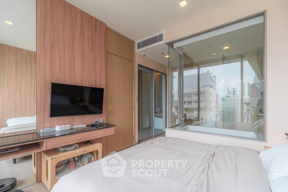 picture 28th-Floor 1-BR At The Esse Asoke Near MRT Sukhumvit (ID 3108372) - 3/17