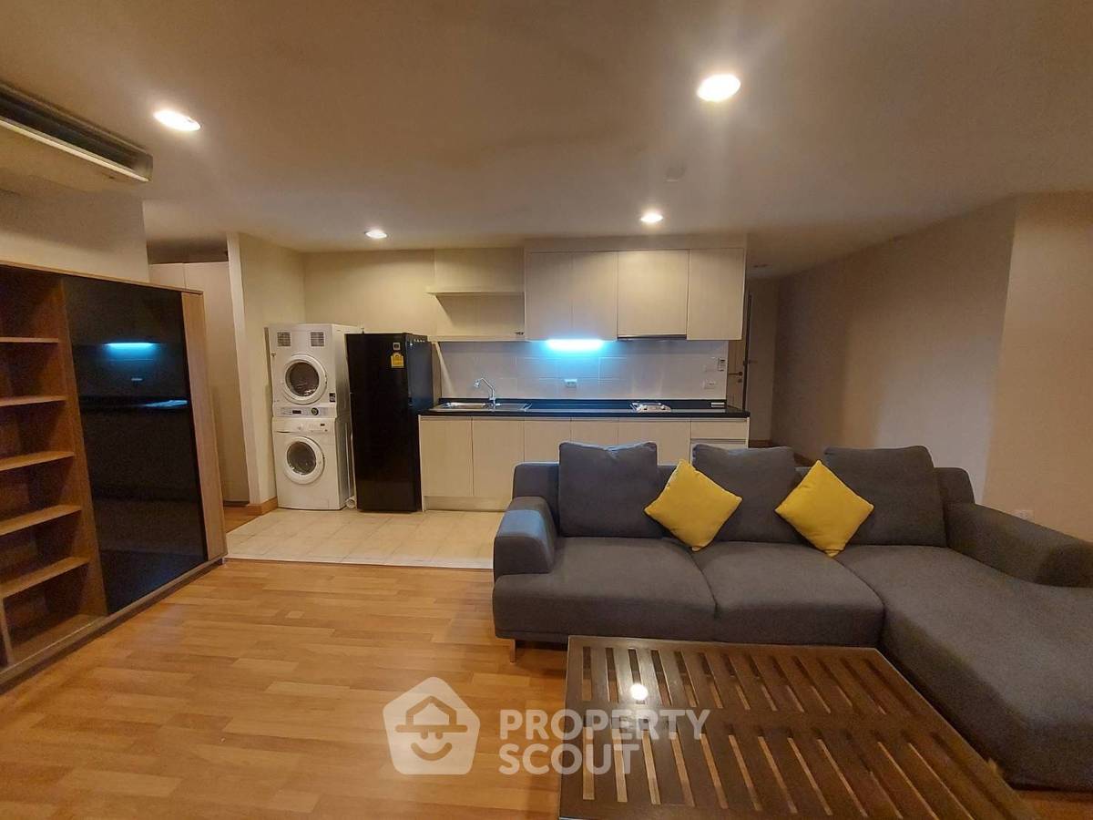 picture 58 Sqm 1-BR The Aree Condominium Near BTS Ari For Rent (ID 1995599) - 1/10