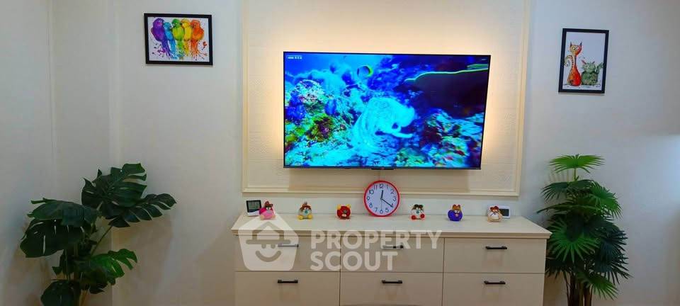 picture 2-BR Condo at 9 Karat Condo close to Central Pattaya (ID 2992254) - 6/11