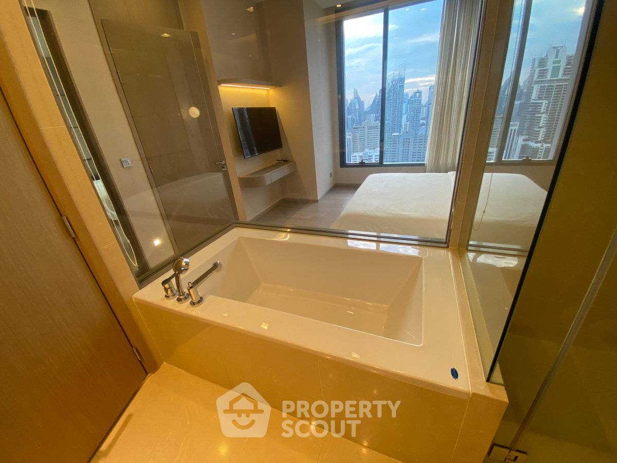 picture 27th-Floor 2-BR At The Esse Asoke Near MRT Sukhumvit (ID 2837800) - 17/19