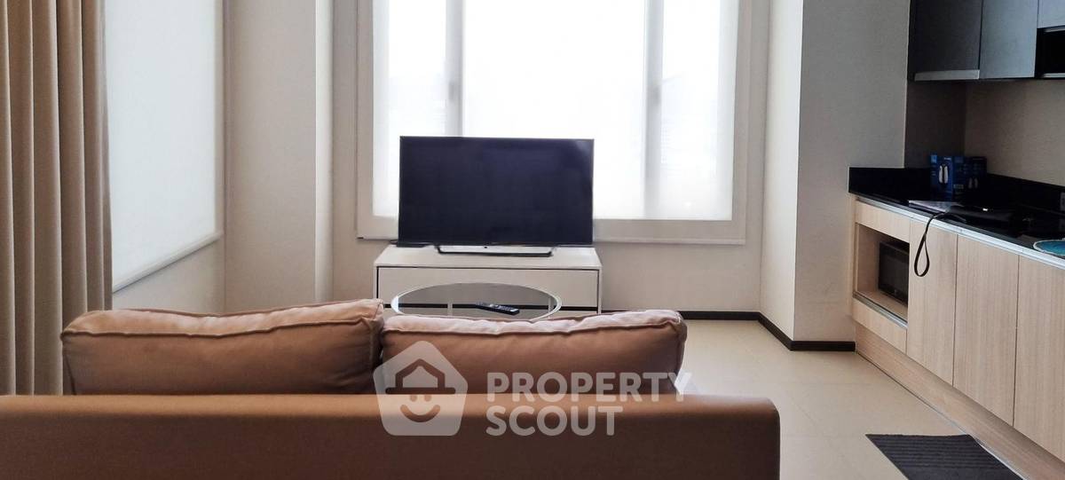picture 2-BR Condo At The Edge Sukhumvit 23, 200m to MRT Sukhumvit (ID 3136856) - 2/8