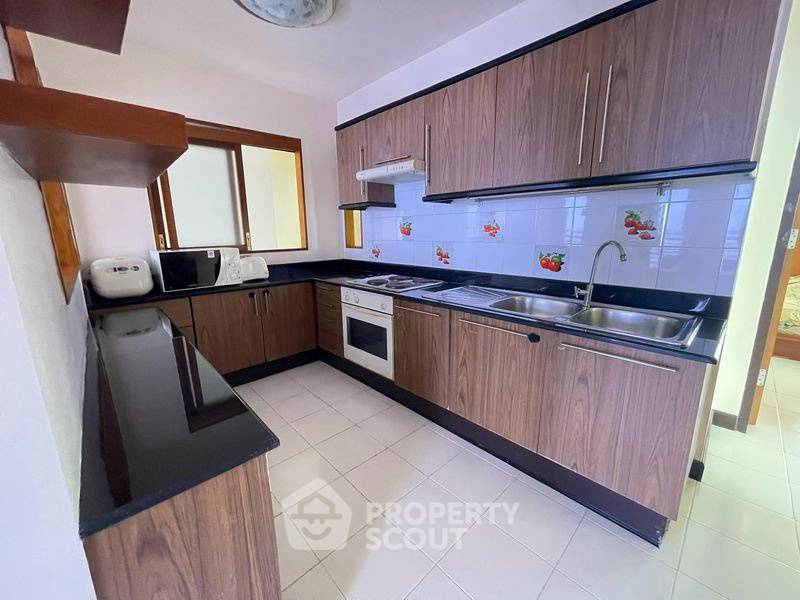 picture 3-BR Condo at Rama Harbour View Condominium in Surasak (ID 3222666) - 11/15