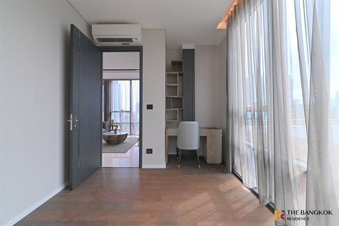The Bangkok Thonglor Ultimate Luxury Lifestyle with Convenience near BTS Thong Lo