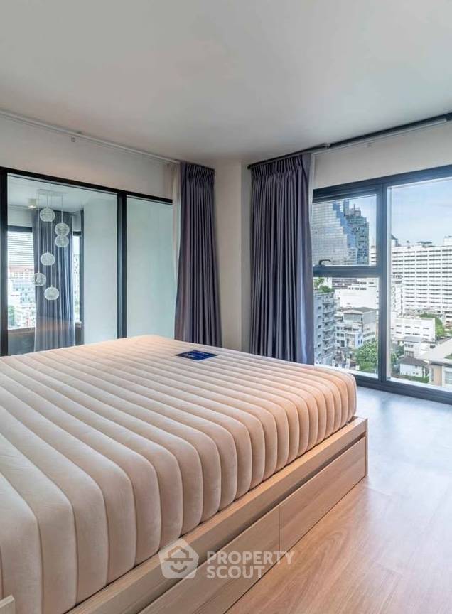 picture 2-BR Condo At The Lofts Silom Near BTS Surasak (ID 3293327) - 8/10